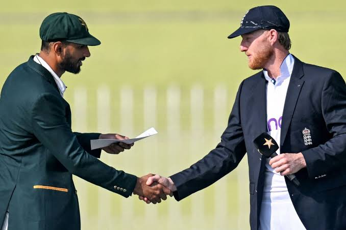 AmanRahii's tweet photo. 🚨 VENUE SWITCHED: PAKISTAN VS ENGLAND TESTS 🚨

► Lord’s likely to host one Test match next year 
► Venue changed from Old Trafford to Lord’s

(Source: The Telegraph)