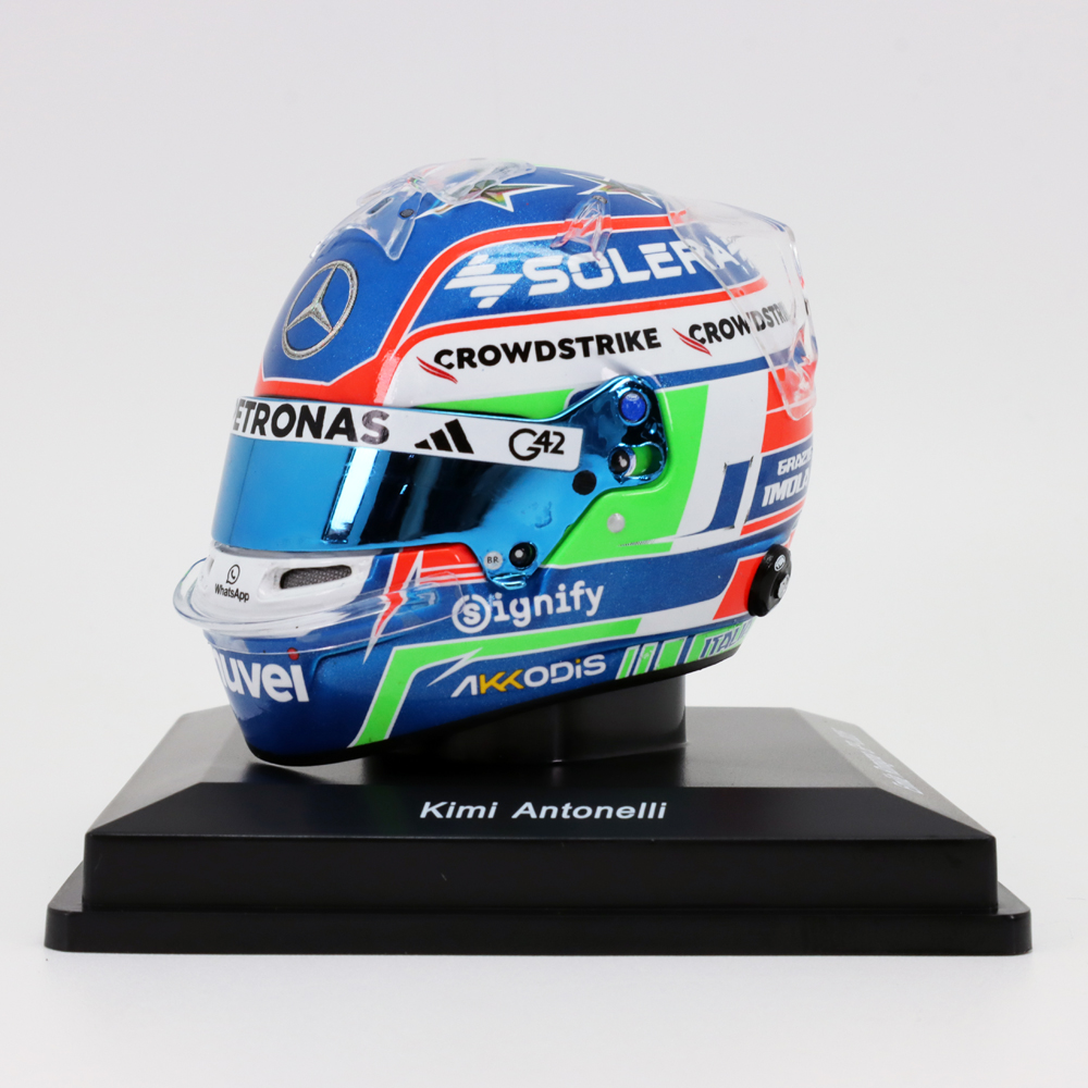 ✨新入荷速報✨】 スパーク 1/5 スケール ヘルメット メルセデス F1
