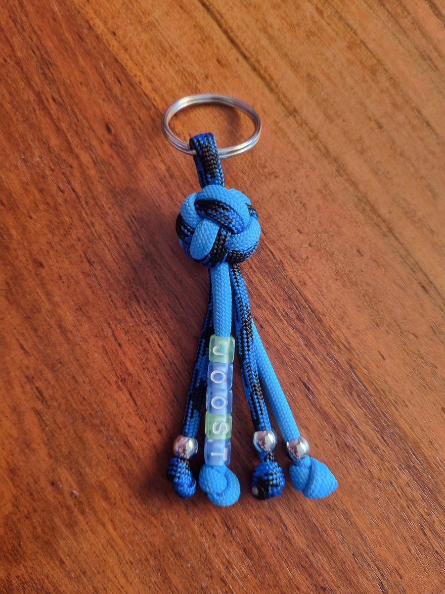 dreumes15's tweet photo. My dad is going on a big motorcycle trip to Ireland soon, so I made him a little keychain matching his motorcycle to take with him🥰 #fathersday https://t.co/853PbUJiMc