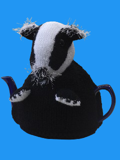 TeaCosyFolk's tweet photo. The Badger Tea Cosy is a charming woodland character knit with loads of personality and detail. See the cosy here: https://t.co/J9d77vMTRn   #knit #TeaCosyFolk #KnittingPattern #teacosy #Badger https://t.co/aUIiIbOOlh