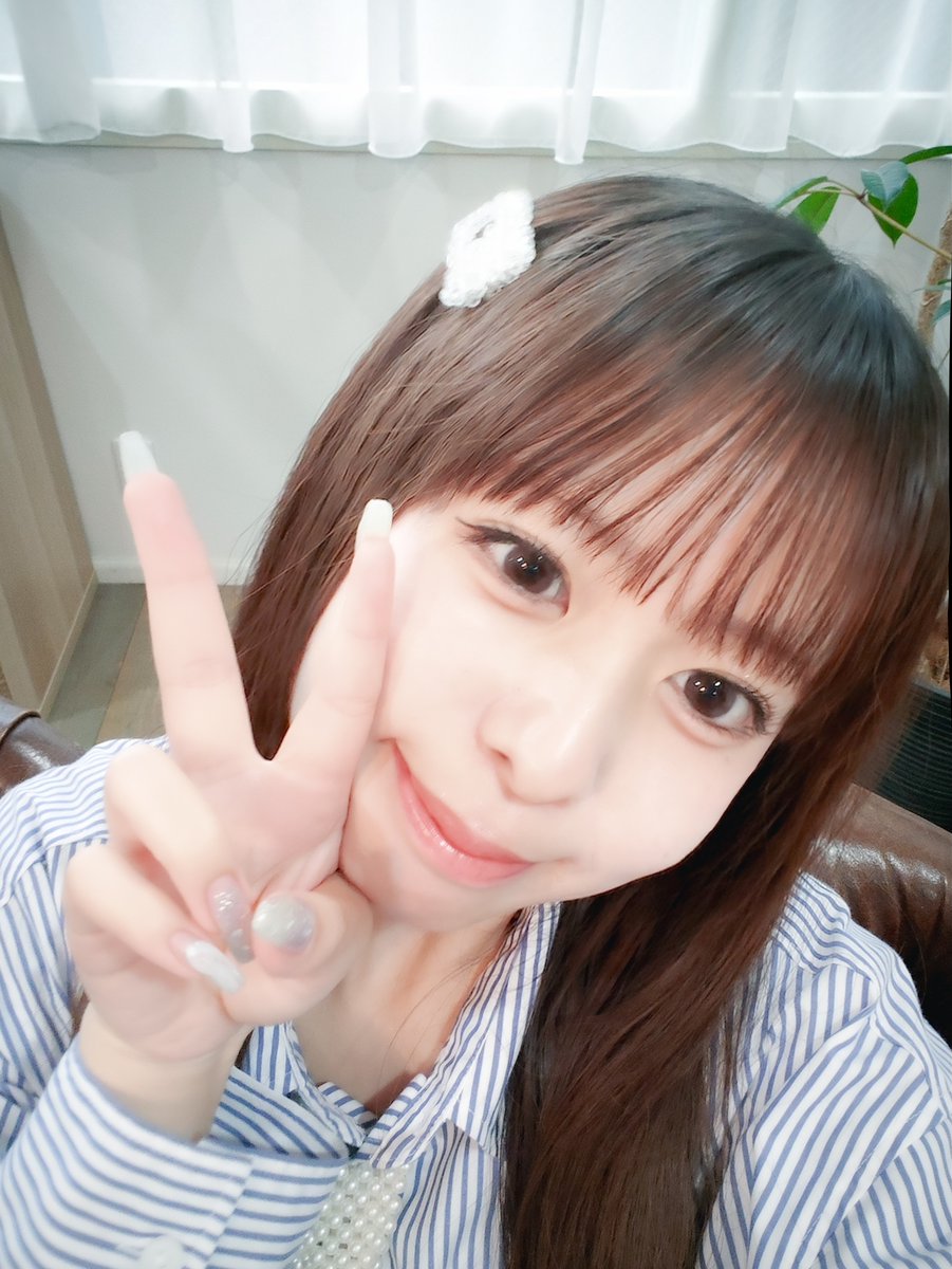 apphotobk's tweet photo. 【恒例】にこちゃんにスマホを貸すとこうなります
（？）【自撮り】【かわいい】【撮影会とは？🤣】

2026.06.21 撮影会  

model（と📷）　彗夢にこ さん @nico_suimu25 

#東北ポートレート　@tohoku_portrait
 
#ポートレート 　#ポートレートモデル https://t.co/2Kvnm74bxe