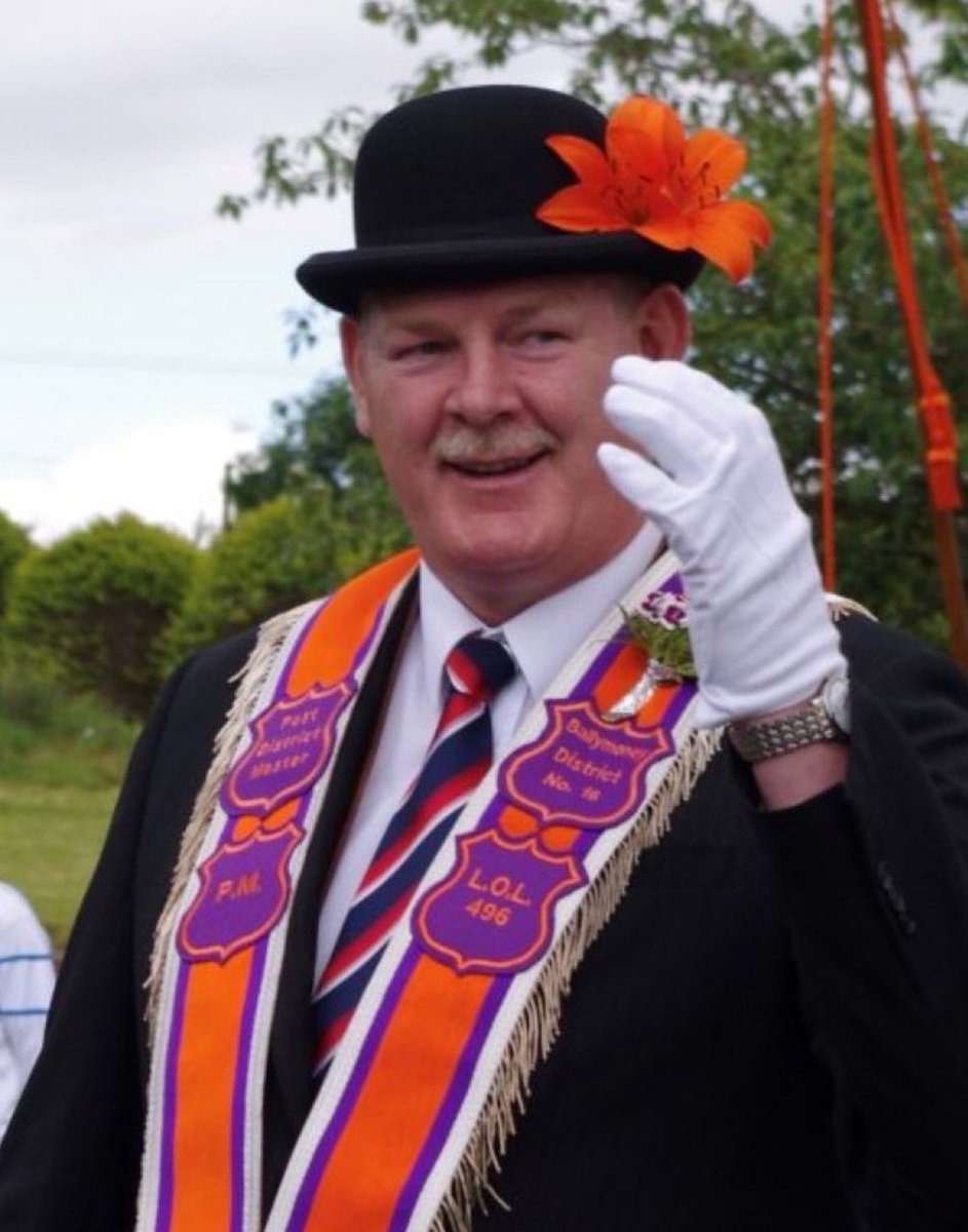 I0I0IOO0's tweet photo. What the fuck is going on in the Orange Order? https://t.co/1tZcQZSM5E