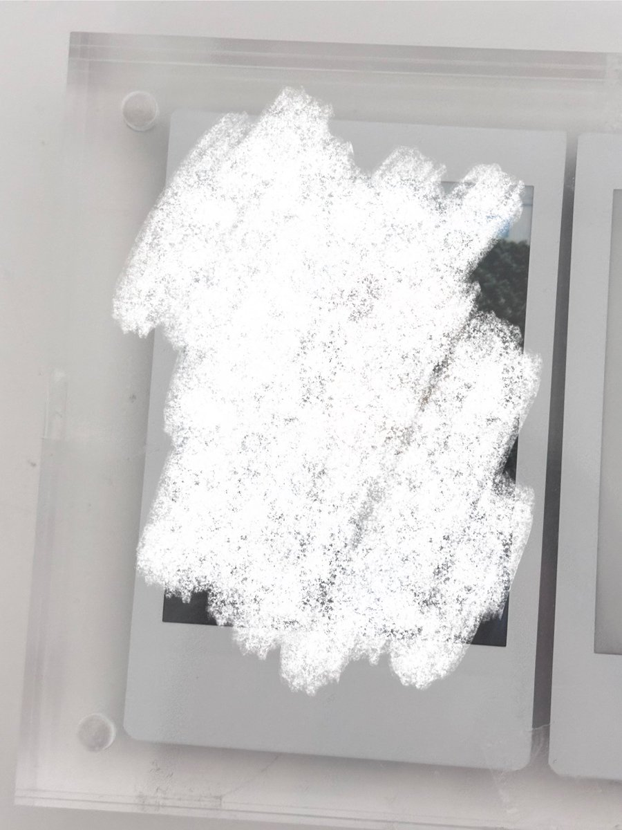 juuduttt's tweet photo. 플레어유 강우진 싸폴 양도 합니다 판매

덮머에 얼굴 가까이서 선명하게 잘 나왔고 브이턱 하고있습니다!

양도 20.0
디엠 주세요! https://t.co/nBZuZ70edY