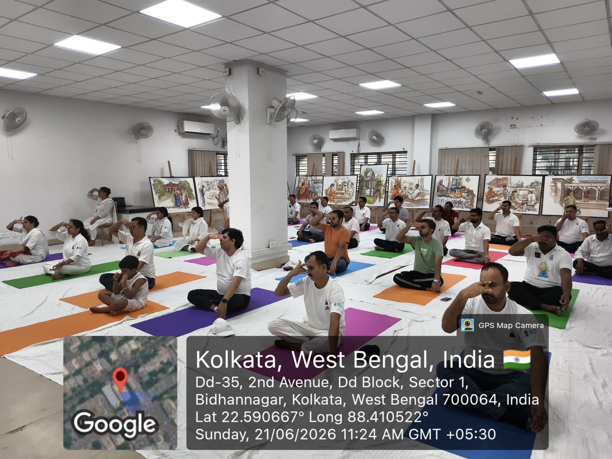 RrrlfKolkata's tweet photo. Celebrating wellness and mindfulness! 🧘‍♂️✨ 
RRRLF organized a rejuvenating session on #InternationalDayOfYoga at @RrrlfKolkata . Huge thanks to our expert instructor, Dr. Md. Khairul Islam, for guiding us through the revitalizing asanas and pranayama.
#YogaDay #IDY2026 #Wellness https://t.co/sAmTfyvAvs