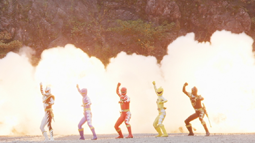 tdgsma63842's tweet photo. #特撮画像でボケて
科学戦隊ダイナマンごっこ https://t.co/qhsaLo2xDm