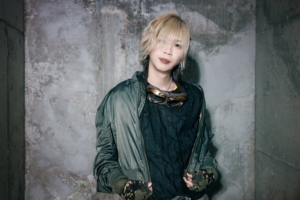 SLH_RYO's tweet photo. 新しいアー写🆕 https://t.co/sOsucbZwDR