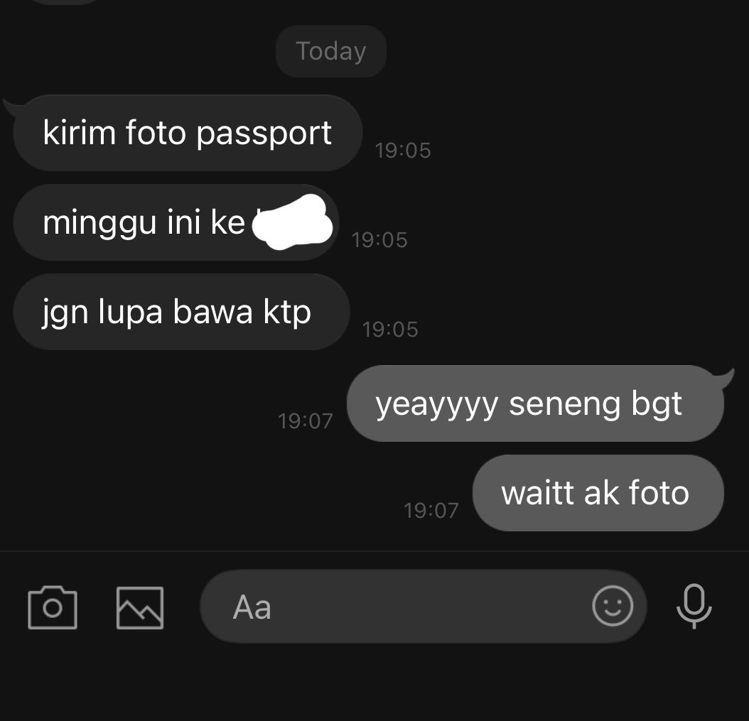 rioniest's tweet photo. finally kerja lagi 😭 https://t.co/JlHWs37Ap4
