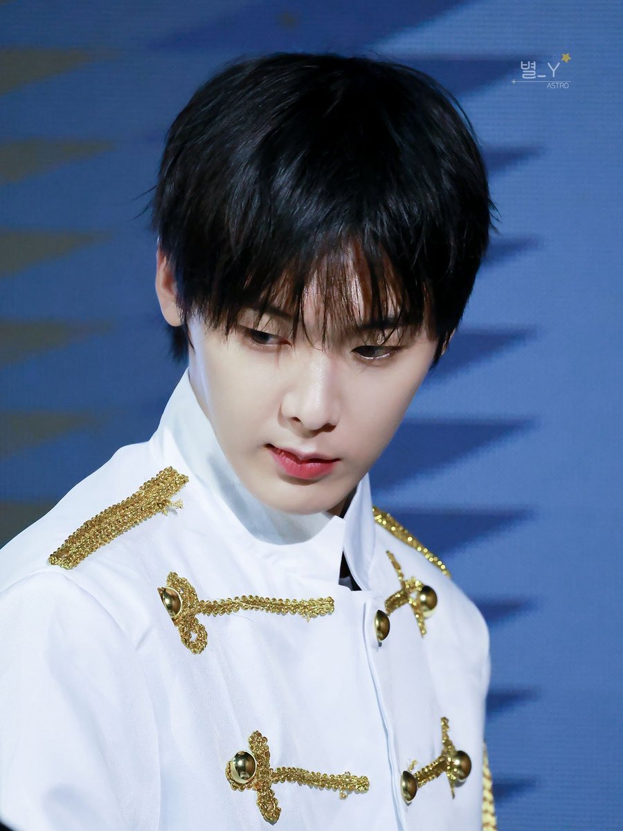 byeol_Y_0321's tweet photo. 260619 🤴✨️

#윤산하 #산하 #YOONSANHA 
#ユンサナ #ยุนซานฮา #尹產賀 
@YOONSANHA_offcl https://t.co/Jv89vfC8kf