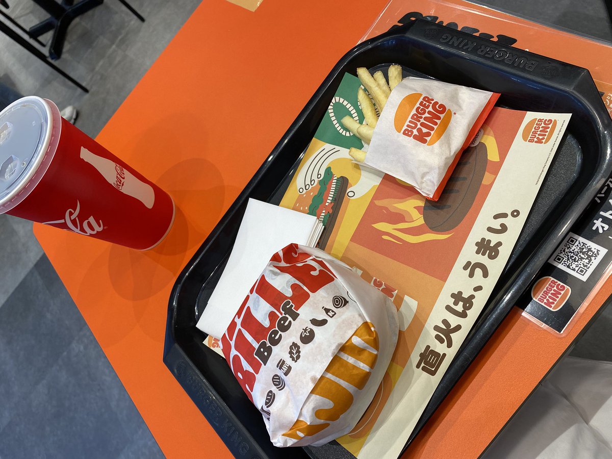 Luna_moon35's tweet photo. 食ってけど来たけど2個が美味しく食える限界
最高記録の11個の人バケモンやろ https://t.co/axT8qaKCnJ