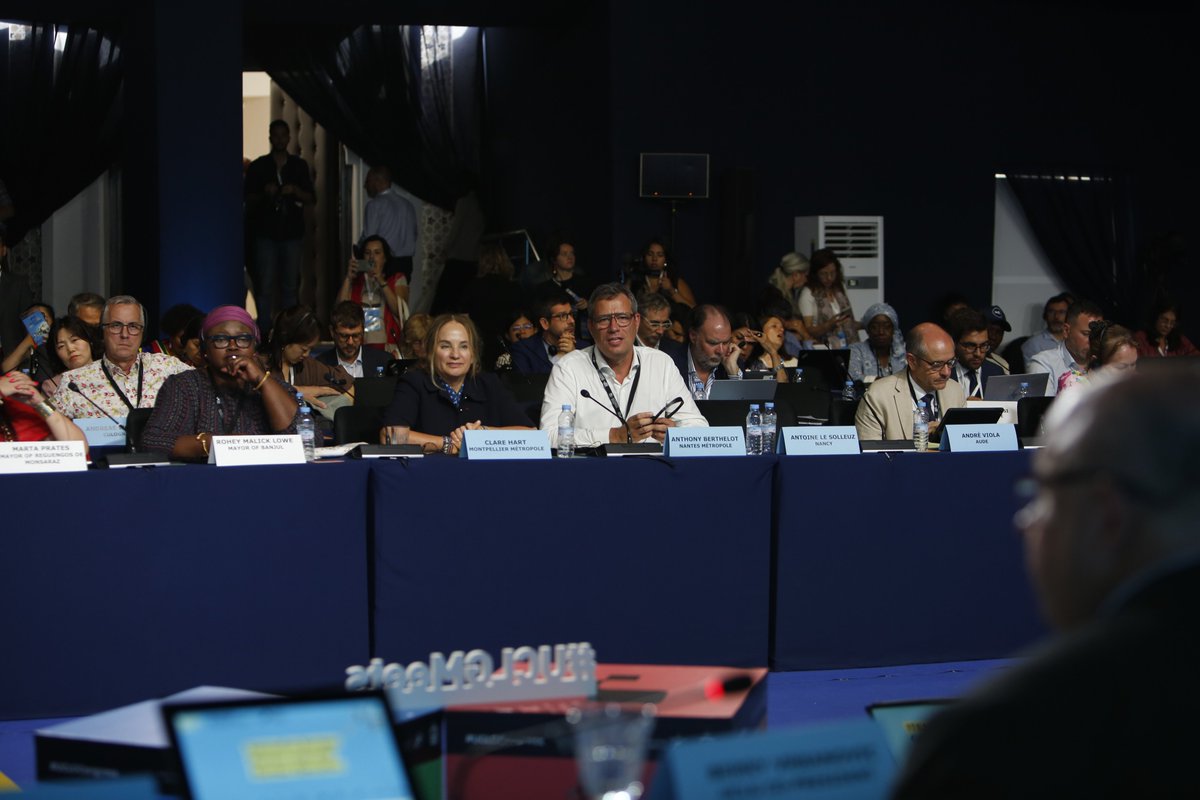 uclg_org's tweet photo. 🔵Bureau exécutif de CGLU

🗣️ @BERTHELOTAntho7, Nantes Métropole : "C’est une fierté &amp; un honneur de conclure cet accord. Il s’inscrit dans une vision du monde fondée sur la démocratie et les droits humains. Défendre les salariés, c’est défendre les services publics."

#UCLGMeets https://t.co/v8563QH4a7