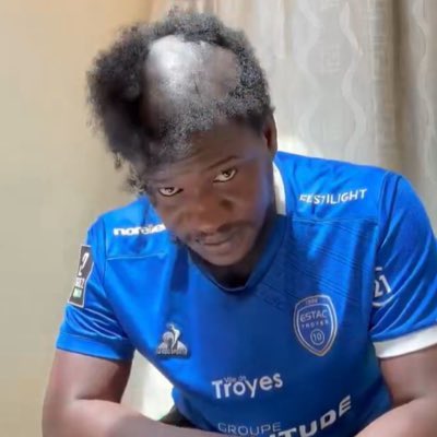 yeurmanD's tweet photo. @FatyDienaba @mugiwara_no_kh @jokergalsen Adouna amoul solo 🤭🤣 https://t.co/biOyBRfyOD