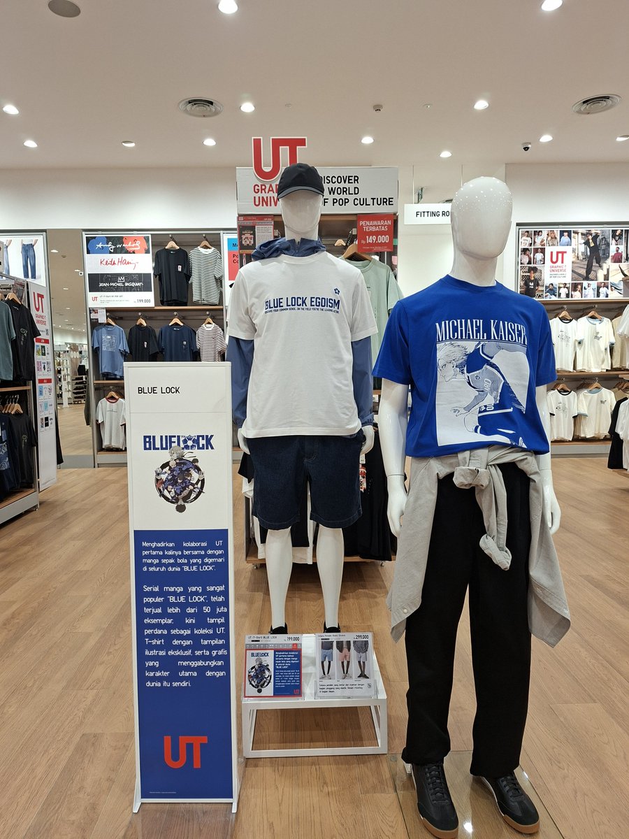 isagicutee's tweet photo. Uniqlo x blue lock todayy 🌄🌄 https://t.co/yWloAVe5gy