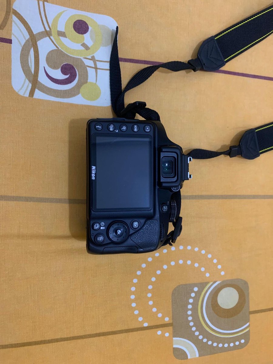 Rpr28974Pr's tweet photo. #wts 
Nikon D3400 
❌ No minus, No lecet, aktif semua, dan mulus banget
✅ dapat semua yang di picture 1
*mau lihat hasilnya bisa DM aja!!!
jual cepat gais☺️
#jual #fyp 
#jualbeli https://t.co/dQ5mHVFwFI