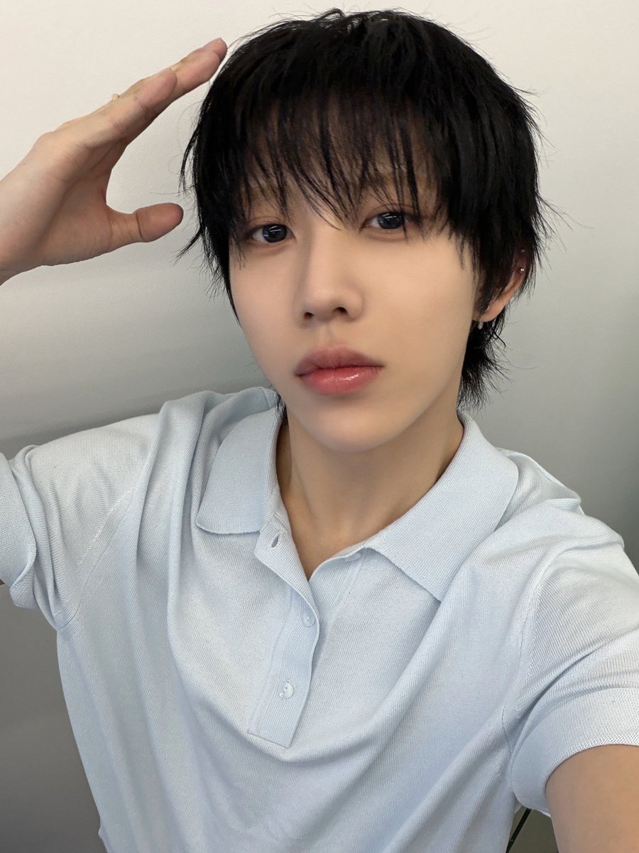 8TURN_INA's tweet photo. 📸 X Update 260623 | #YUNGYU

😆

#8TURN #에잇턴 https://t.co/kh7nkE04iu