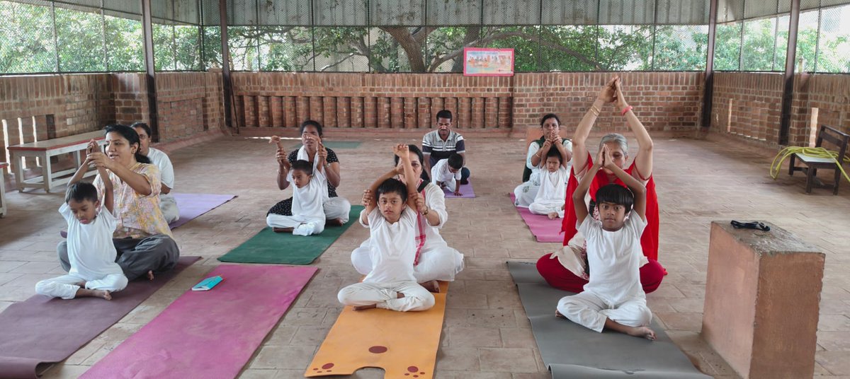 KYM_India's tweet photo. KYM celebrates #InternationalDayofYoga
#IDY2026 #InternationalDayOfYoga2026 #IDY #YogaDay2026 #YogaForHealthyAgeing #healthyageing #yogaday #yogainspiration #YogaJourney #yogaeverywhere #YogaMotivation #yogacommunity #MDNIY #ministryofayush #PMO #PMOIndia https://t.co/VSuI8wjFyc