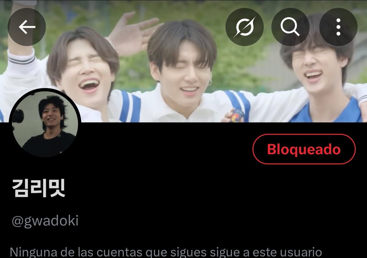 BTSDailyChile's tweet photo. ⚠️ Denuncien la cuenta 👇

https://t.co/LyfLUZ7f9W https://t.co/O0i5fKjVoF