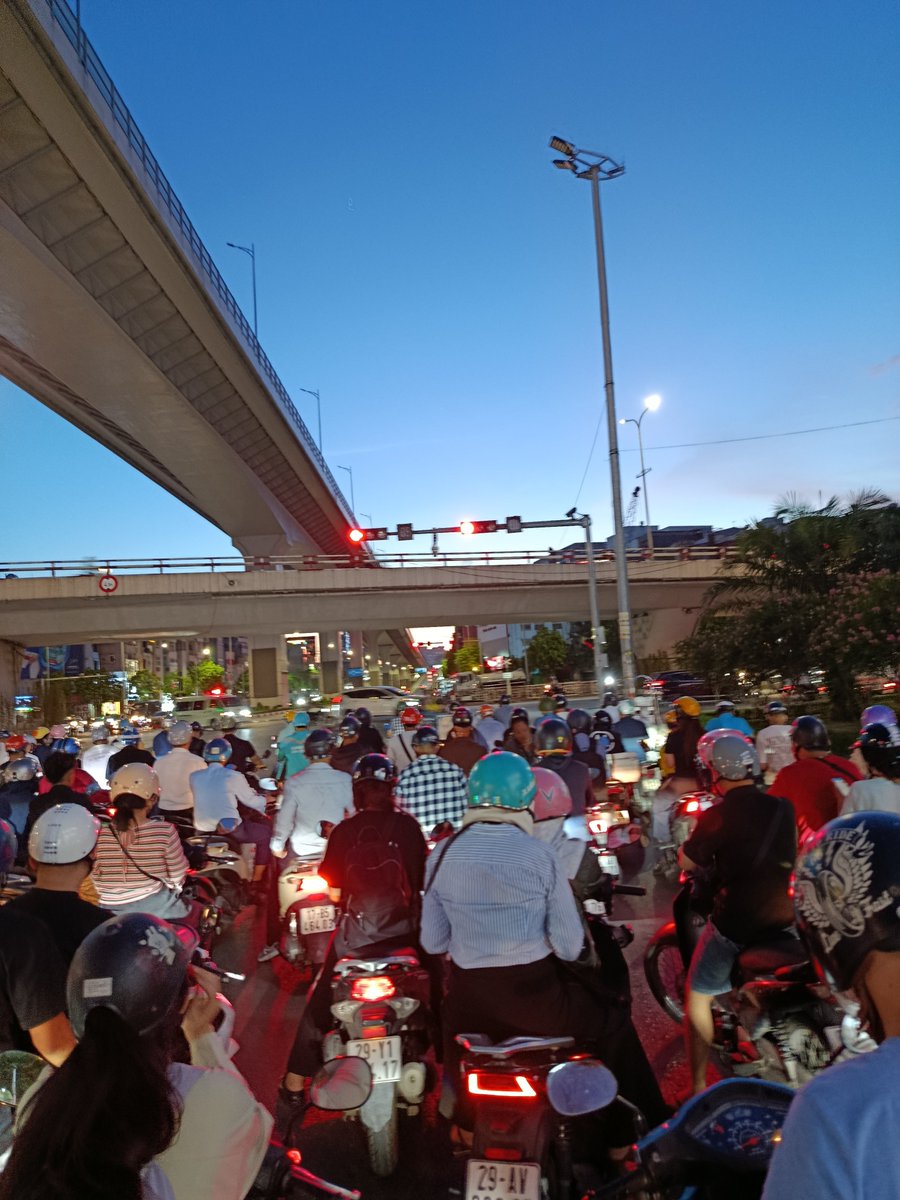 Hà Ngọc tweet media
