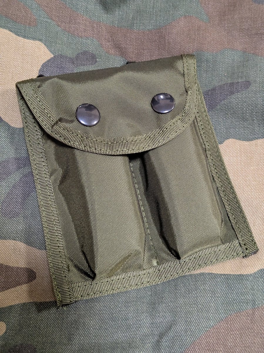 CU_MEX_'s tweet photo. Cal.45 "Government" Double Magazine Pouch
.45口径ガバメント用 ダブルマガジンポーチ https://t.co/ymZoAFj79m