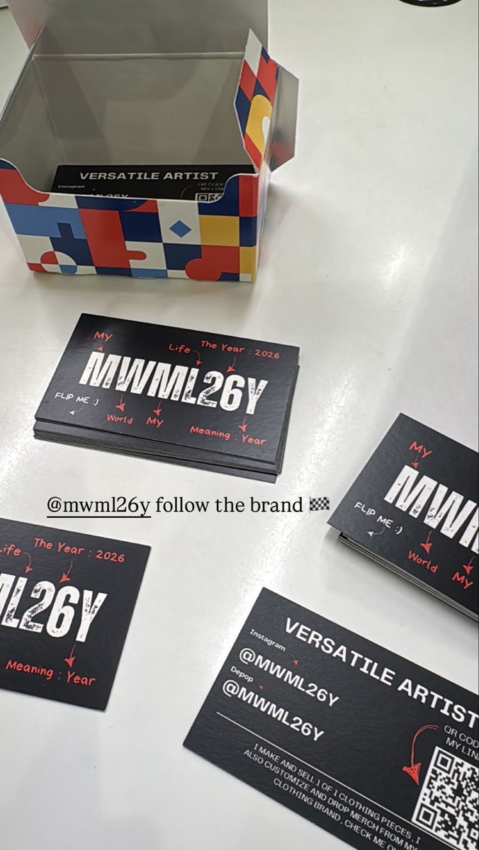 Kykorp2's tweet photo. My business cards finally came 😆 I’m ready to drop again ! #OTW #ASAP https://t.co/gii9NCHMB7