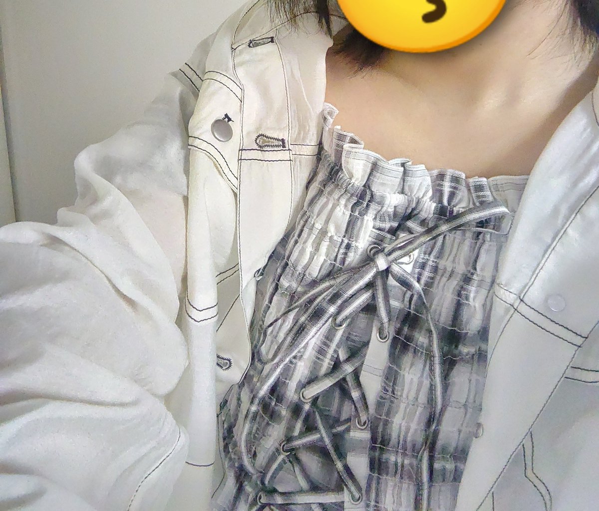 akg_ai's tweet photo. 買ったけど、どちゃくそ小さい服 https://t.co/TLWS8tUtYr