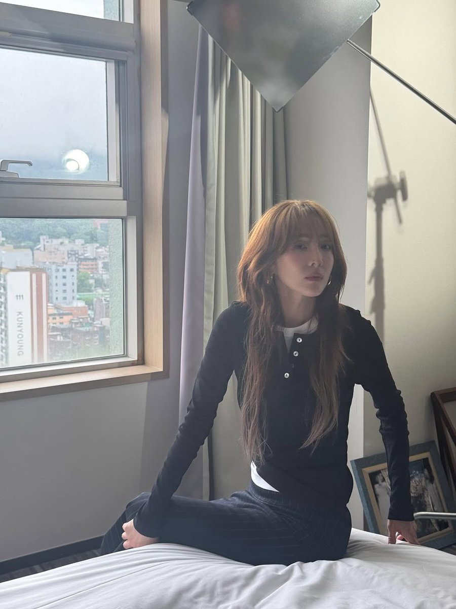 performerDARA's tweet photo. FESTIVAL (Reprism Version) M/V - Behind the Scenes #2
https://t.co/MesH5nfwce

#SandaraPark #산다라박 https://t.co/LVIeXXMP1O