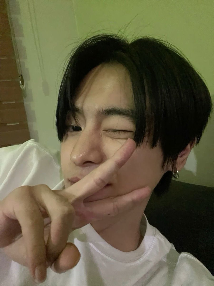 bbbuiingg's tweet photo. 힙합하는래퍼
이리오가
보고싶은
9시27분 https://t.co/aHkUulgWDR