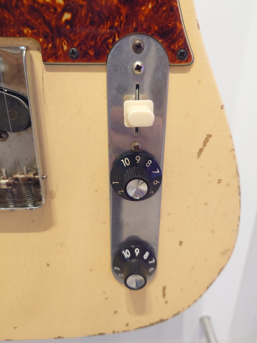 ファンは絶対見たほうが良い。 Fender Flagship Tokyoで