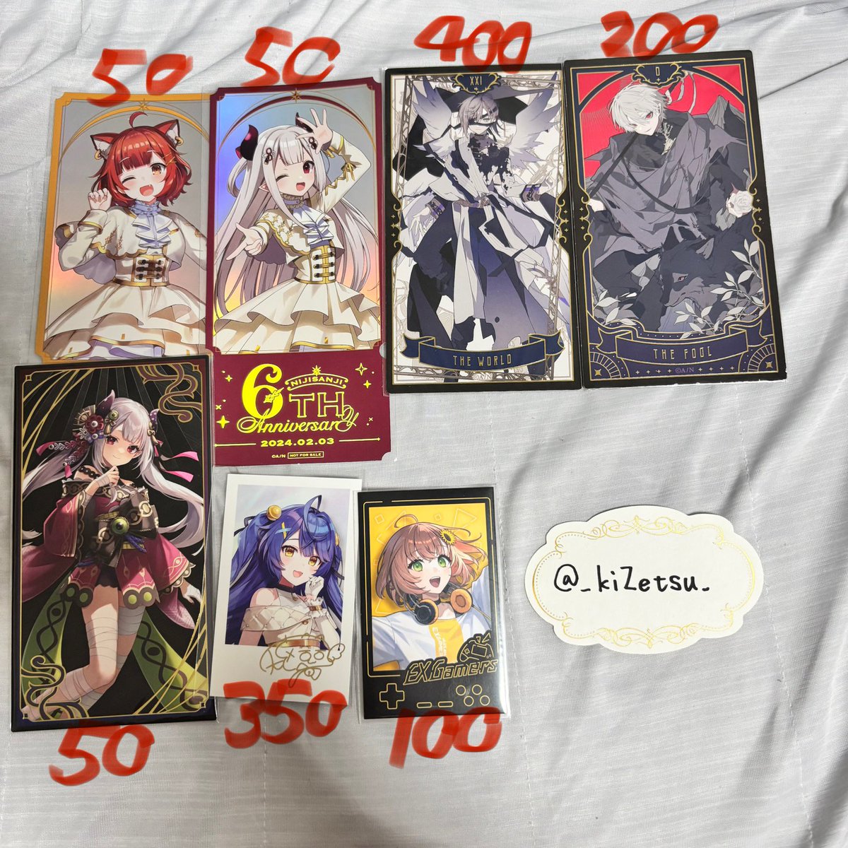 _kiZetsu_'s tweet photo. @nagi_trhk11 ご連絡ありがとうございます！全て在庫がございまして、1枚目のお値段にてお譲り可能でございます。
また、タロットカードの右の方ですが、今確認したところ下の方が少し擦れているため、ご不快でなければ相場の半額でのお譲りとさせていただきます。
いかがでしょうか？ご検討頂けますと幸いです🙇‍♀️ https://t.co/MHBB8O8c4A
