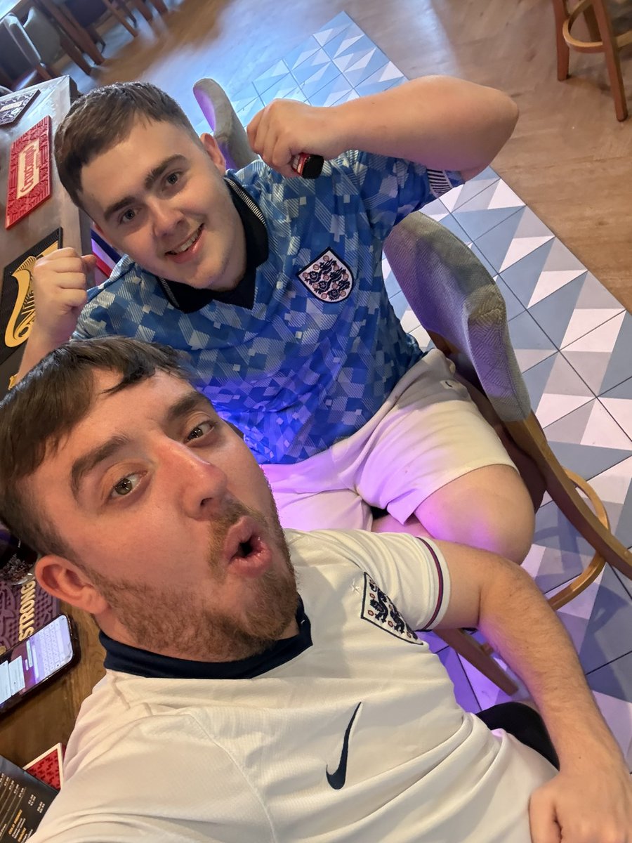 jojo1276's tweet photo. #ssnthreelions https://t.co/WKAZbnNXST