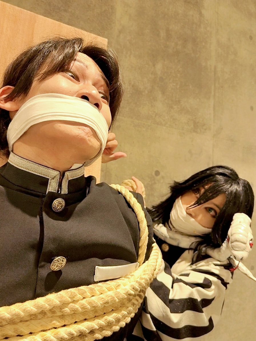 kosuke_staff's tweet photo. #舞台鬼滅の刃   一人一人手作業(かも) https://t.co/Qz3Stj18Qq