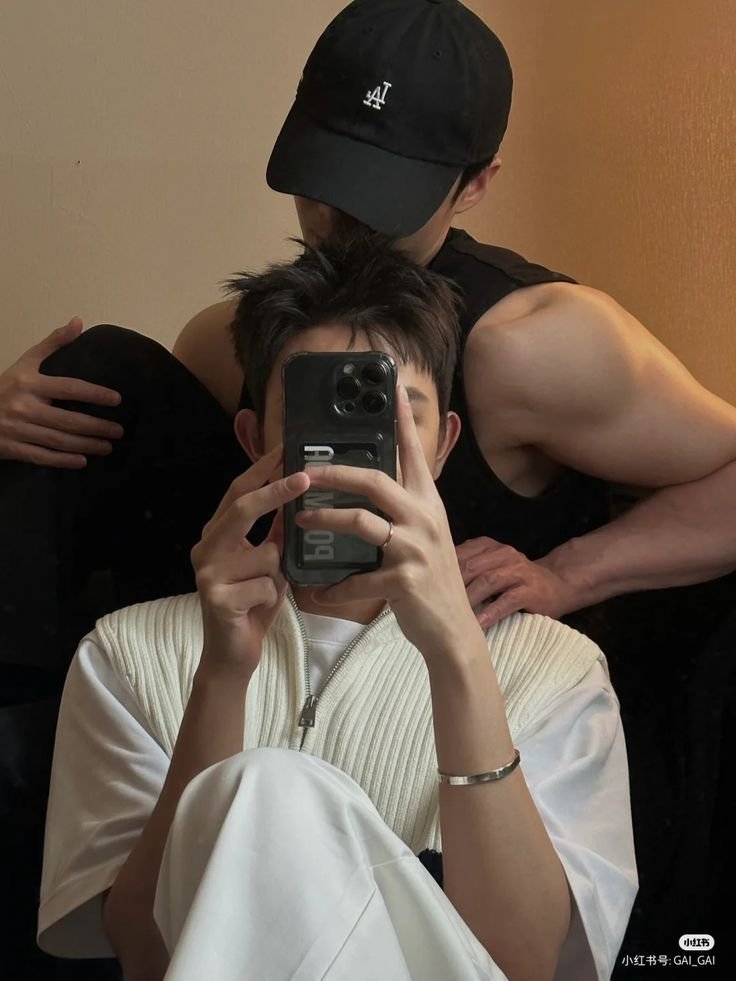 stardokkie's tweet photo. SEOKSOO WHAT ARE YOU DOING https://t.co/YqoOE2YM1x