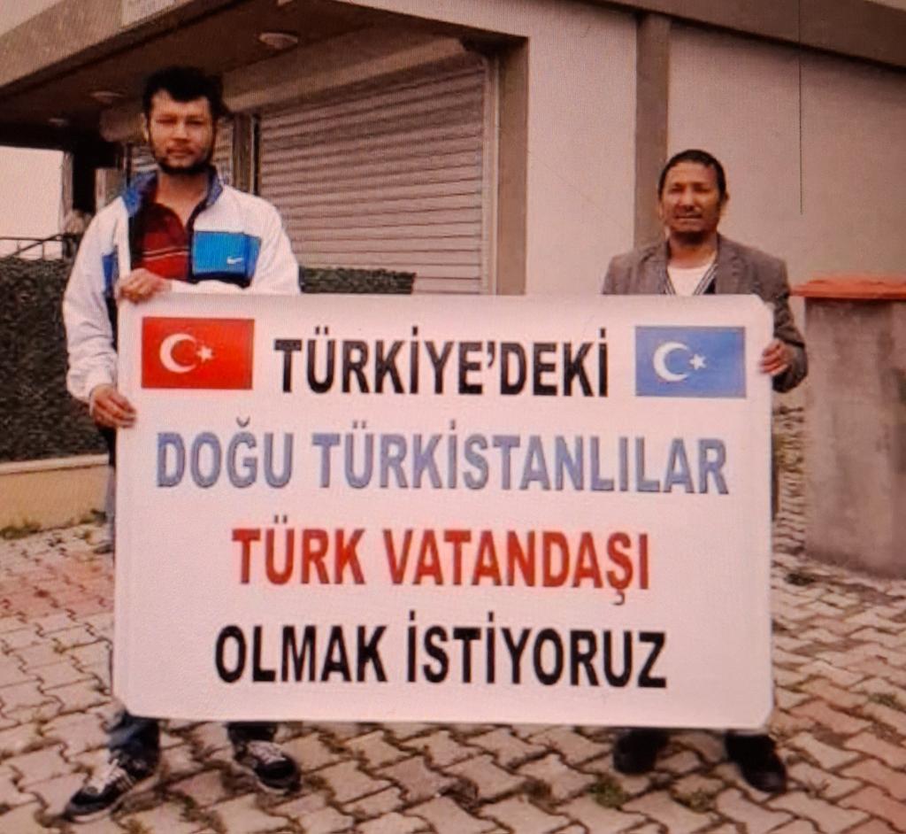 Turgun414's tweet photo. @U_Hareketi Öncelikle Çin zülmünden kaçıp Türkiye'ye sığınan on binlerce ikmat İzni ve yada Vatandaşlığı olmayan on çaresiz kalmış Uygur Türkü soydaşlarımıza Türk vatandaşlığı verirsin.! https://t.co/o4ULZcLunF