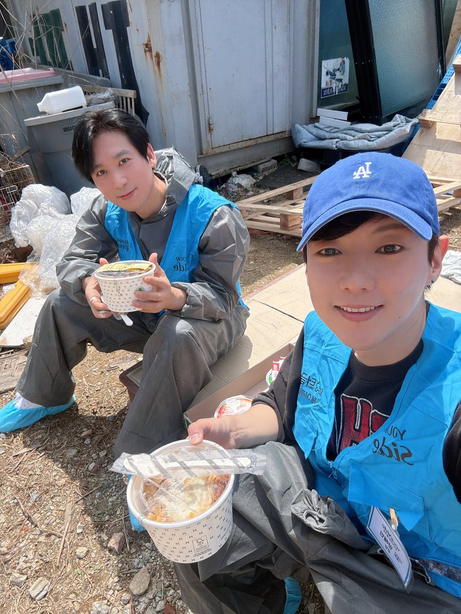 5tionMarine's tweet photo. 永遠なうちのリーダー愛するロイロイ誕生日おめでとう
今週たくさんのお祝いお願いします
これからもずっとよろしくね https://t.co/7gO3gZKwLw