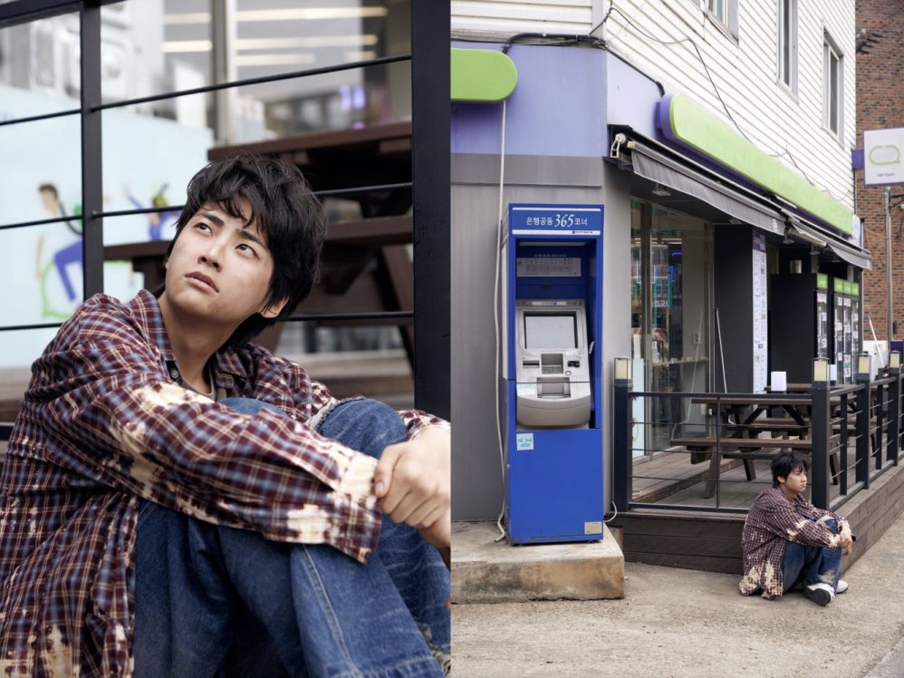 eggpostor's tweet photo. lmaooo beggar hyuk 😭 https://t.co/4a3t6Te8Tw