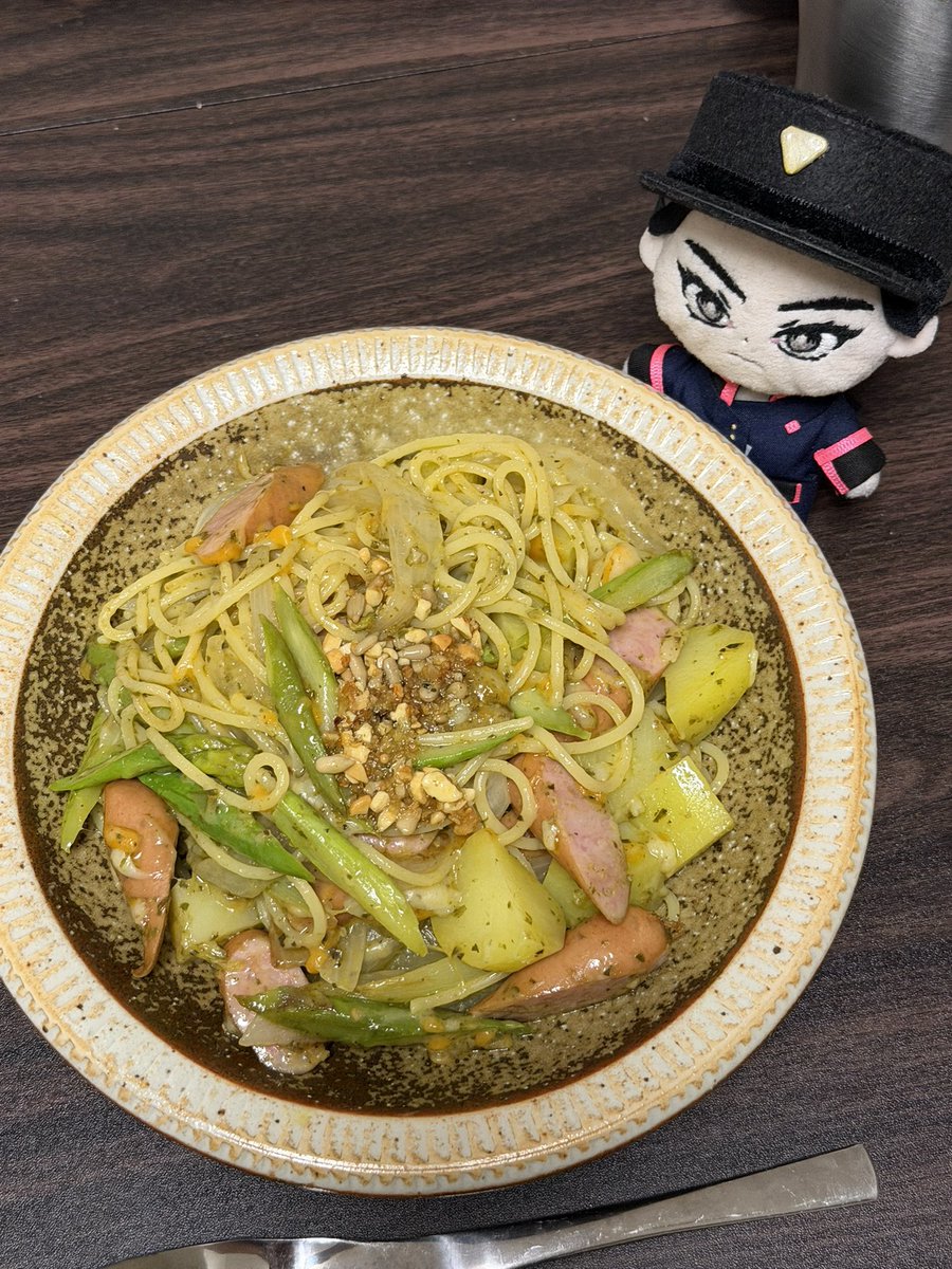 yui_33_64's tweet photo. 余り物ジェノベーゼ
ビジュ悪😅 https://t.co/J5IUk6J1Wp