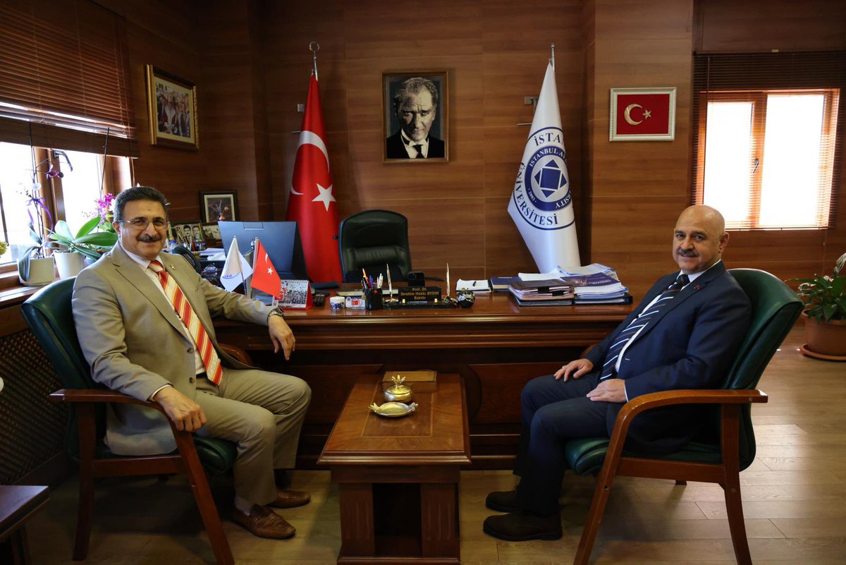 ihaydin's tweet photo. Düzce Üniversitesi Rektörü Sayın Prof. Dr. Nedim Sözbir’i üniversitemizde ağırlamaktan memnuniyet duydum.

Gerçekleştirdiğimiz görüşmede yükseköğretimde kalite güvencesi, araştırma ve geliştirme faaliyetleri, üniversite-sanayi iş birlikleri ile kurumlarımız arasında geliştirilebilecek ortak çalışma alanları üzerine verimli değerlendirmelerde bulunduk.

Üniversitelerimizin sahip olduğu bilgi birikimi ve deneyimin paylaşılmasının, yükseköğretim sistemimizin gelişimine önemli katkılar sağlayacağına inanıyorum.

Nazik ziyaretleri ve değerli görüşleri için Sayın Rektör Prof. Dr. Nedim Sözbir’e teşekkür ediyor, çalışmalarında başarılar diliyorum.

#İstanbulAydınÜniversitesi #DüzceÜniversitesi #Yükseköğretim #AkademikİşBirliği #KaliteGüvencesi #ÜniversitelerArasıİşBirliği #Akademi