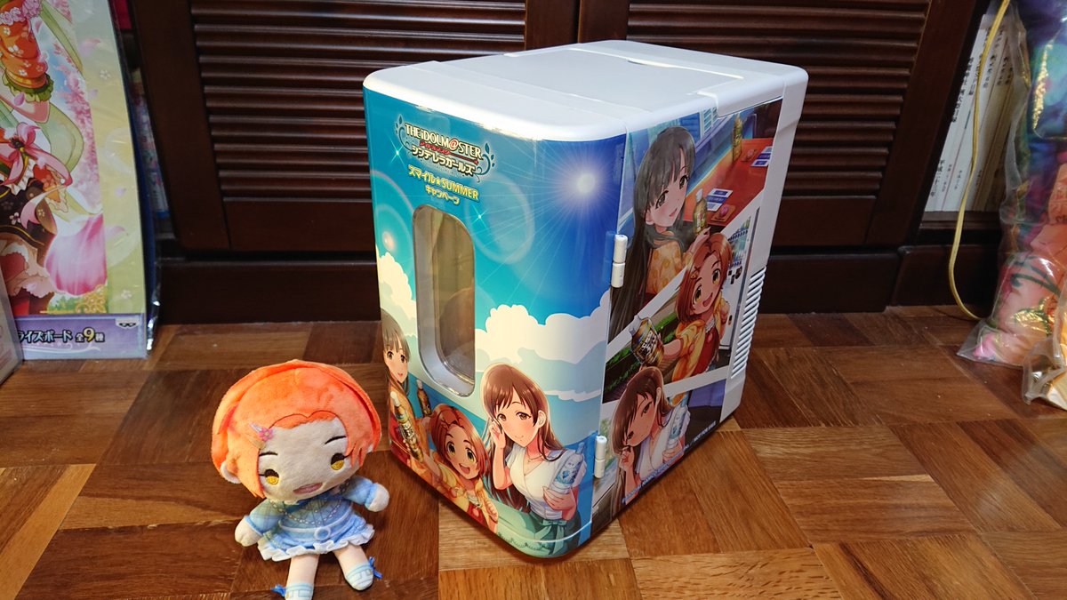 asa_2's tweet photo. #フォロワーさんが絶対持ってないであろう物を晒せ
DyDoコラボで抽選10名の保冷温庫
一生分の運を使い切ったと思った https://t.co/EXwzSg4O34