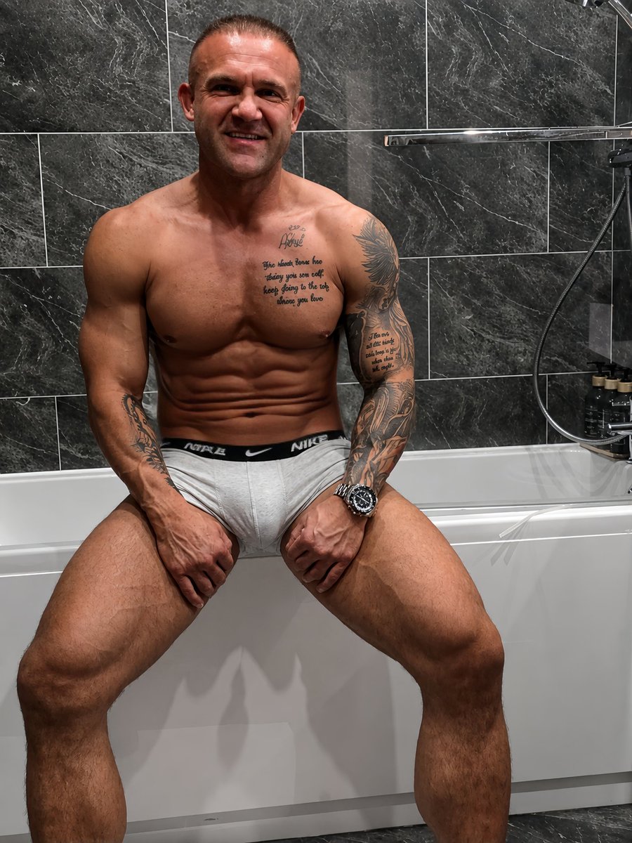 Troywhite24's tweet photo. Come to daddy 😈 https://t.co/qokYMM41dV