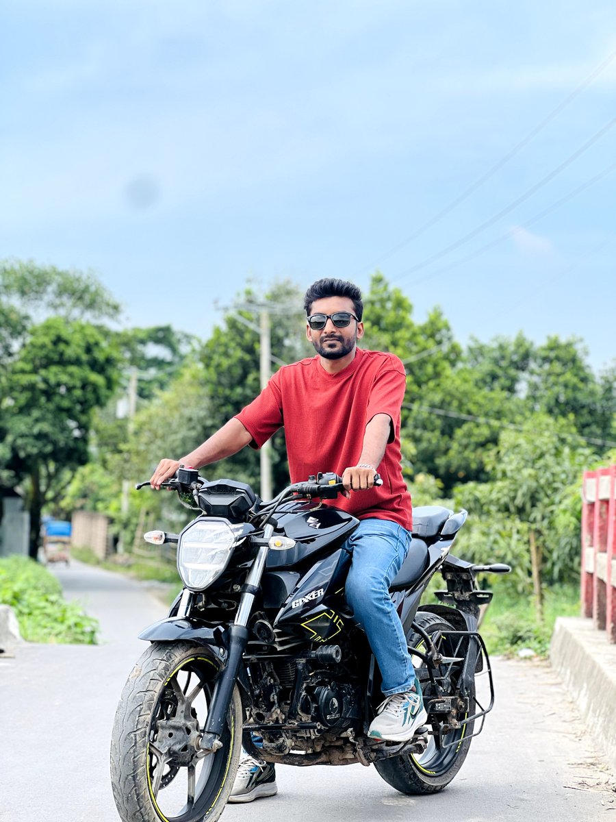 OrbithNaim's tweet photo. সুন্দর বলতে কিছু হয়না। 
আপনি যাকে যত বেশি ভালোবাসবেন, সে ততটাই সুন্দর!❤️ https://t.co/PJCfV4LpLq