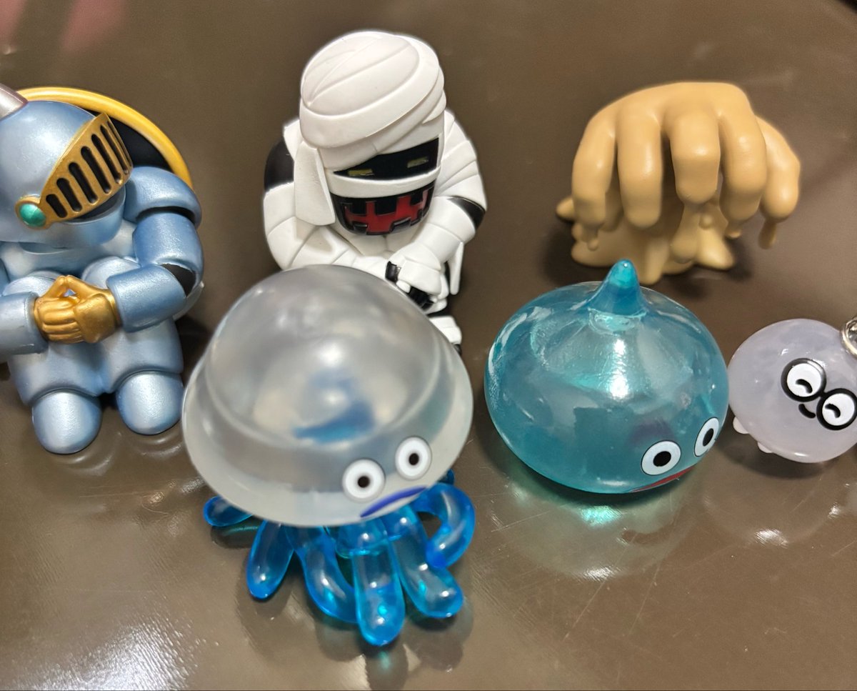 GoL_eskun's tweet photo. ドラクエのガチャあったぜ！
じゃっさんももらえて嬉しい☺️ https://t.co/nDcRWJW4YY