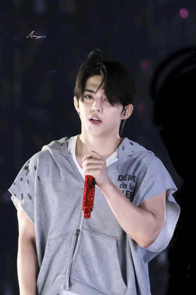_momooon_'s tweet photo. 260621 CARATRAND

#에스쿱스 #SCOUPS
#승철 #최승철 
#세븐틴  #SEVENTEEN  
@pledis_17 https://t.co/4KJVaZzo0o