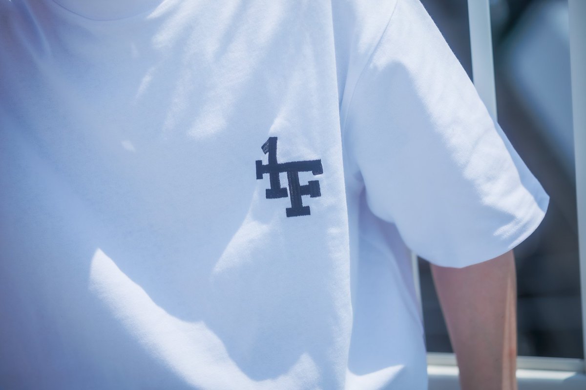 plus1frame's tweet photo. 【New Arrival】

+1F MONOGRAM LOGO TEE

2026/06/25 19:00 
https://t.co/WheOv36eNx

#Plus1Frame https://t.co/9qVom39a9t