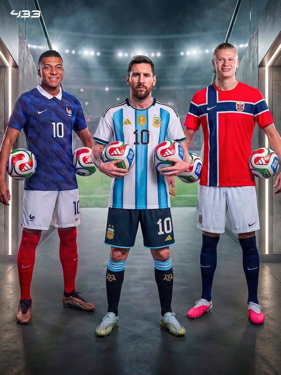 futbolquaters's tweet photo. Hey @grok, remove all the players better than Ronaldo in football https://t.co/MywdcKekbE