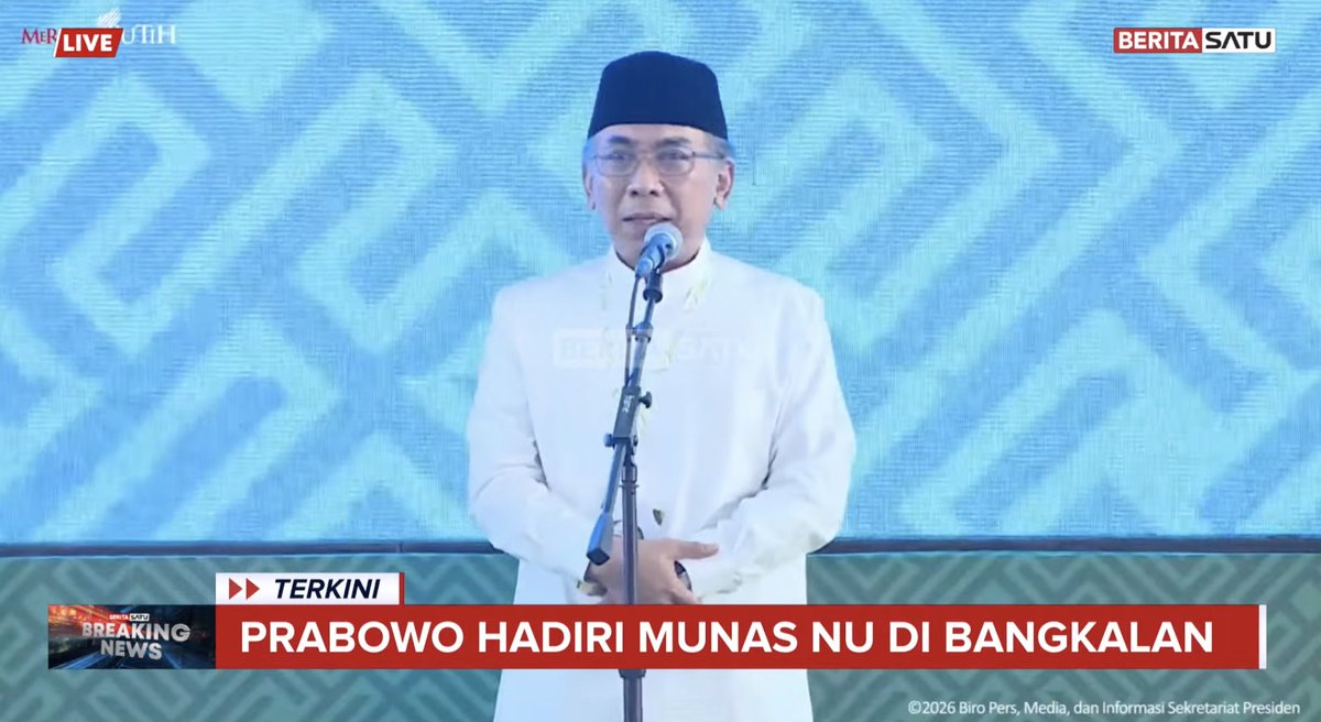 LambeSahamjja's tweet photo. NU Nyatakan Siap Mendampingi Prabowo:
- "Kami mohon izin untuk membersamai Bapak Presiden"
- NU secara resmi nyatakan siap dampingi Prabowo
- NU adalah rakyat setia negara
- siap berjuang dan rela berkorban
- Tidak pernah kehilangan keyakinan dan optimisme akan Indonesia
- Minta Prabowo terus memimpin hingga terwujud Indonesia Gemilang
- Dengan iman teguh dan perjuangan istikamah pertolongan Allah pasti datang
