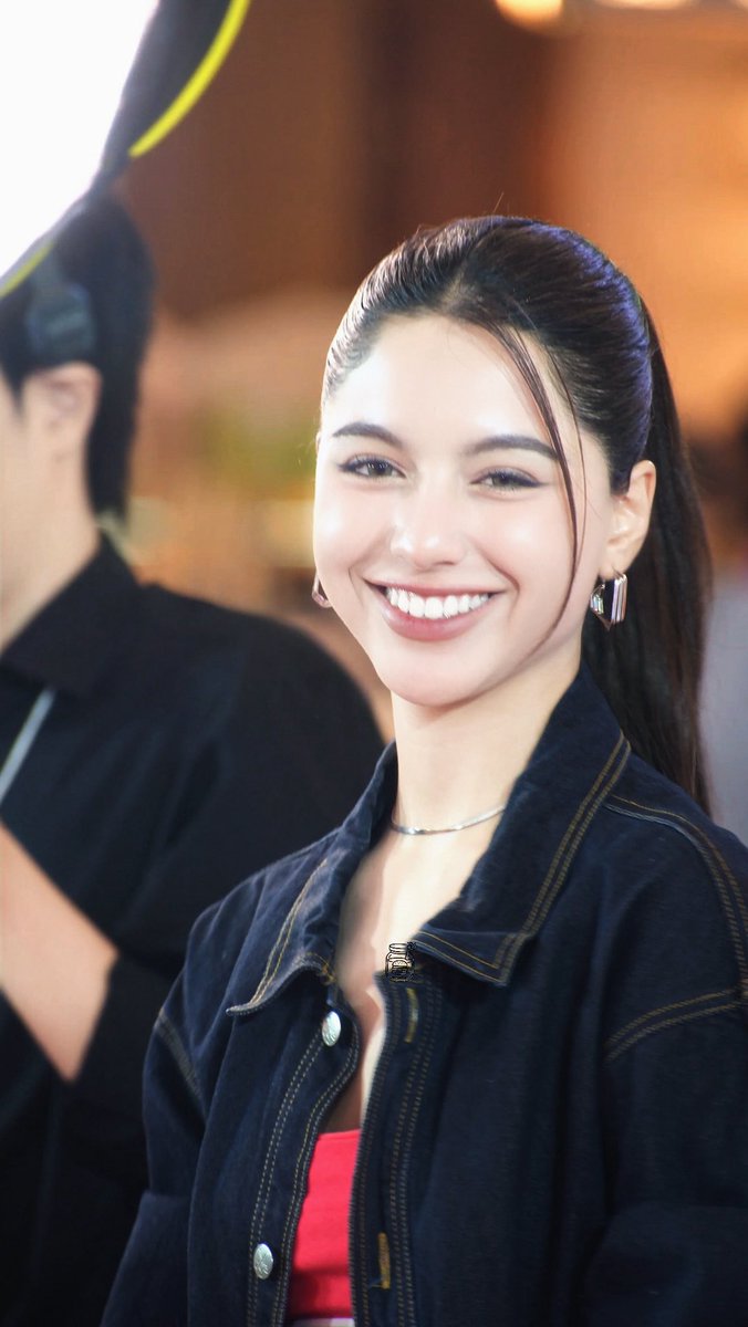 WSomsomm's tweet photo. 🥹Get some rest, baby.

SHELLY AT CTW
#BEAUTRIUM×Shelly 
#shellypundao https://t.co/2huEroRxLp