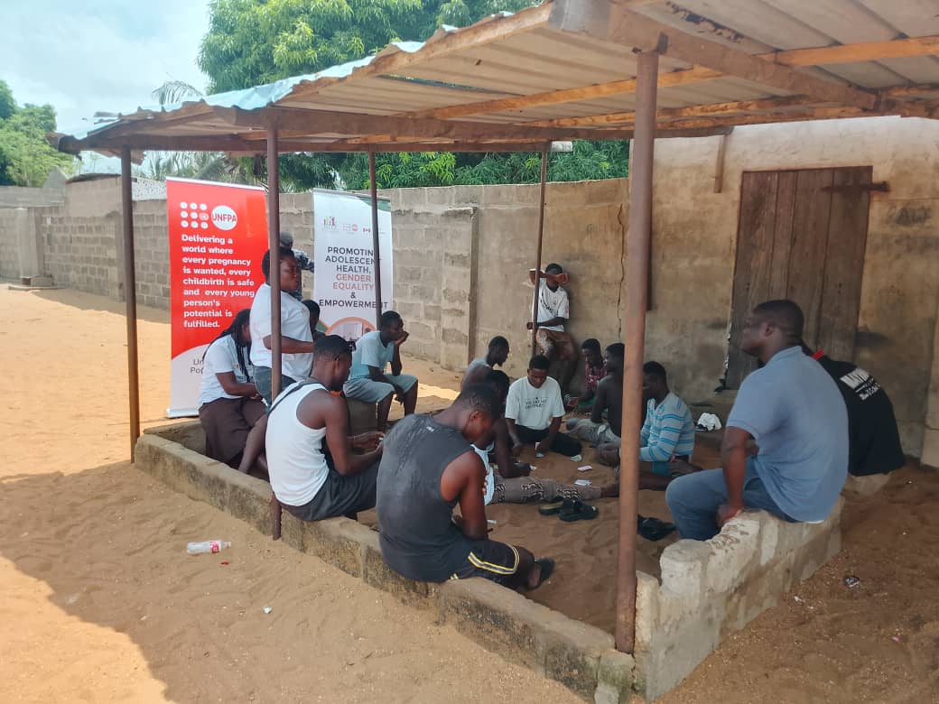nccegh's tweet photo. NCCE Keta engaged the youth of Tetekope on adolescent health, gender equality, and the prevention of Gender-Based Violence. Participants were urged to challenge harmful norms, reject abuse, speak up against violence, and promote safe, respectful, and supportive communities. #NCCE https://t.co/G3953Lkyet