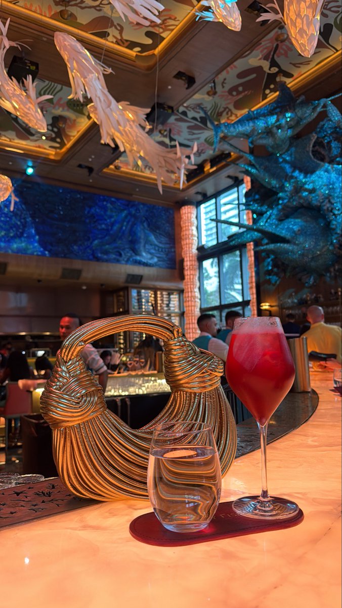 yessflores_'s tweet photo. Encontré mi restaurante favorito 🎏🌊🐚🩵 https://t.co/F1kJ5EKcMg