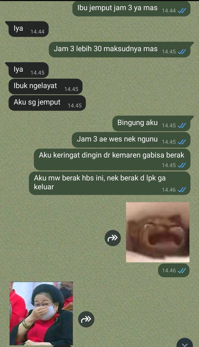 anneivest's tweet photo. Weteng rasane bek ambe keringat dingin 😭. Jam2 terakhir garap soal wes gakuat ket nyadar salah 4 soal, untunge mene dikumpulno, wes persetan tak lebokno kabeh buku ku, izin kelas fisik cus moleh. 

Ng dalan masku malah njalok tuku mie ayam sek🥲 https://t.co/gIP8gQ8jmn