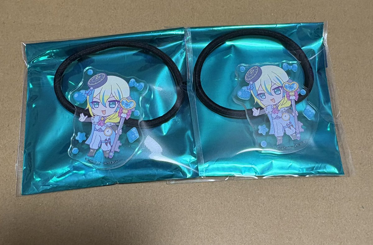 maimai_ywpd's tweet photo. 【交換】 プリパラ スペシャルイベント ライブ　ランダム　トレーディングアクリルヘアゴム

（譲） ウシミツ2
（求） あまり

28日ライブでの手渡し、または郵送交換可能です。
よろしくお願いいたします。 https://t.co/63eTaZX3Ul
