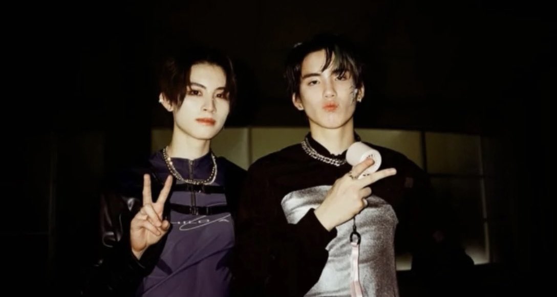 littlekh3m's tweet photo. พวกนางคงถ่ายรูปคู่กันไว้เยอะมาก อาจจะถ่ายทุกงานเลยก็ว่าได้ เพียงแต่ไม่ลงให้เราเห็นแค่นั้นเอง ไม่เห็นไม่ได้แปลว่าไม่มีจิงๆด้วย🥺 https://t.co/TkGalXcxto